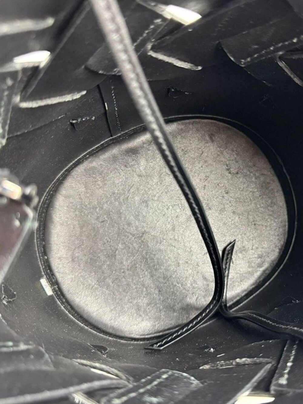 PRADA Handbag Black Leather - Picture 7 of 7